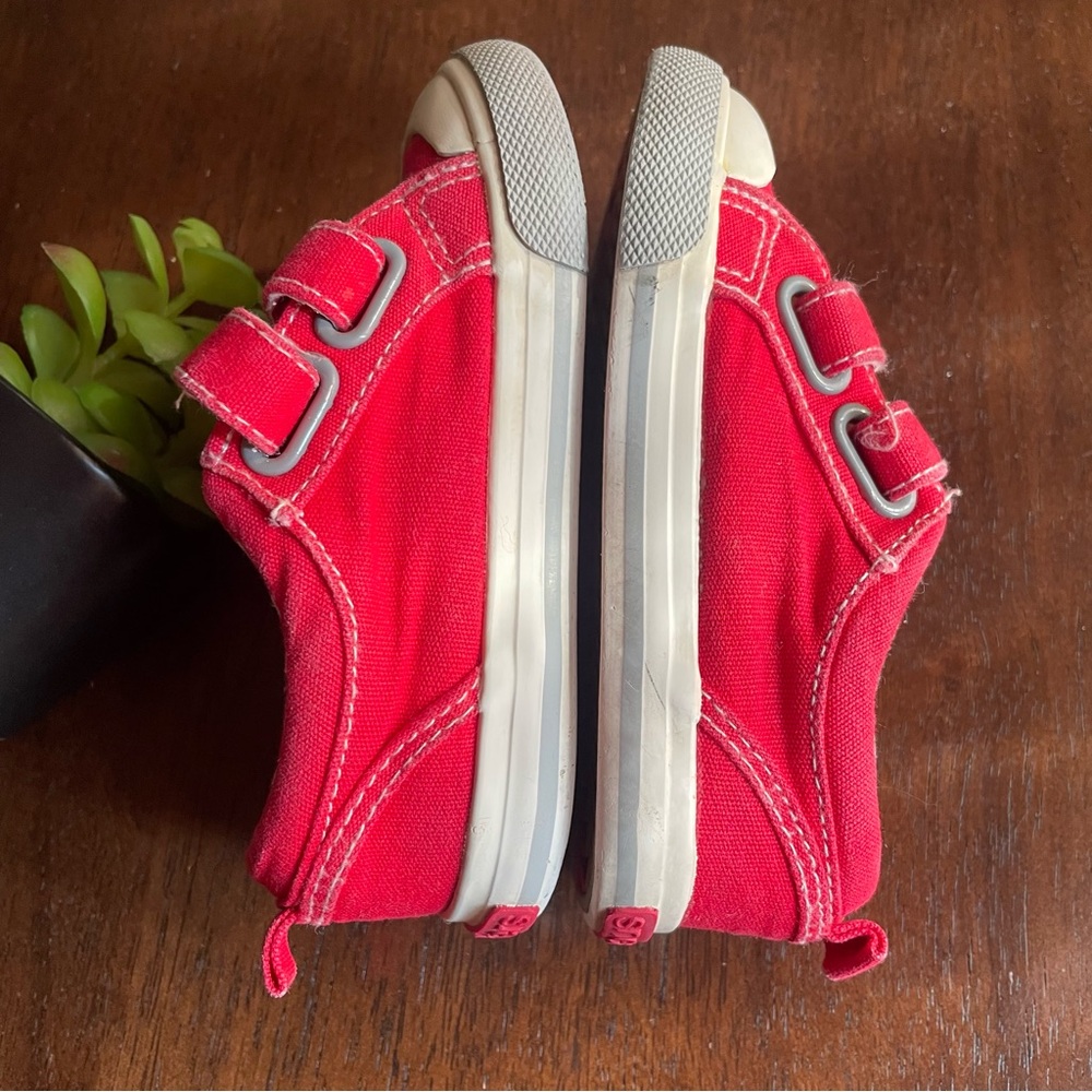 See Kai Run Stevie Red, white & Grey Sneakers Shoes Size 6.5 - Picture 4 of 11